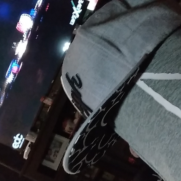 Trukfit by Weezy - Picture 3 of 4